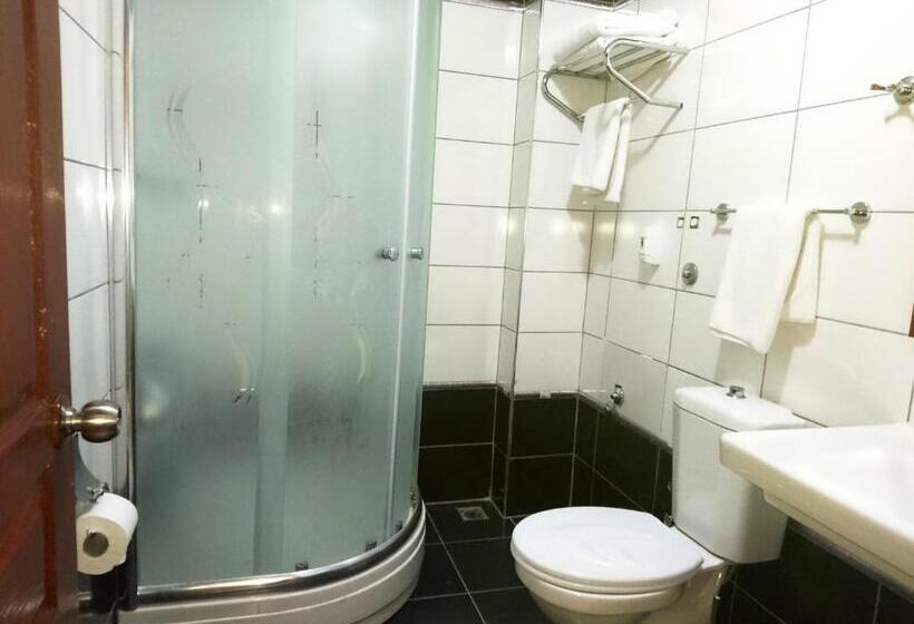 اتاق استاندارد سه نفره, Zarha Mountain Resort