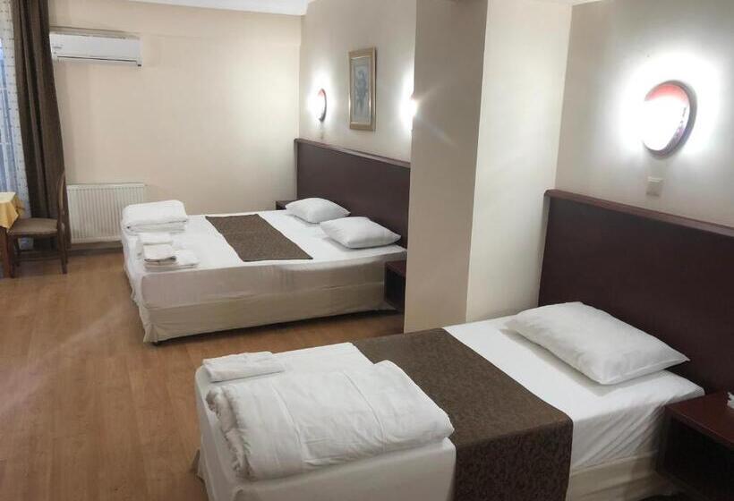 اتاق استاندارد سه نفره, Zarha Mountain Resort