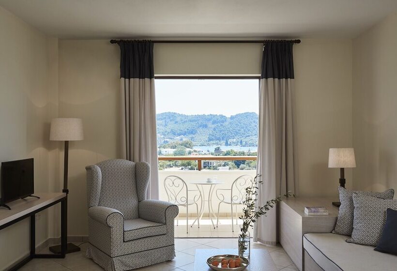 Deluxe Suite Sea View, Skiathos Living