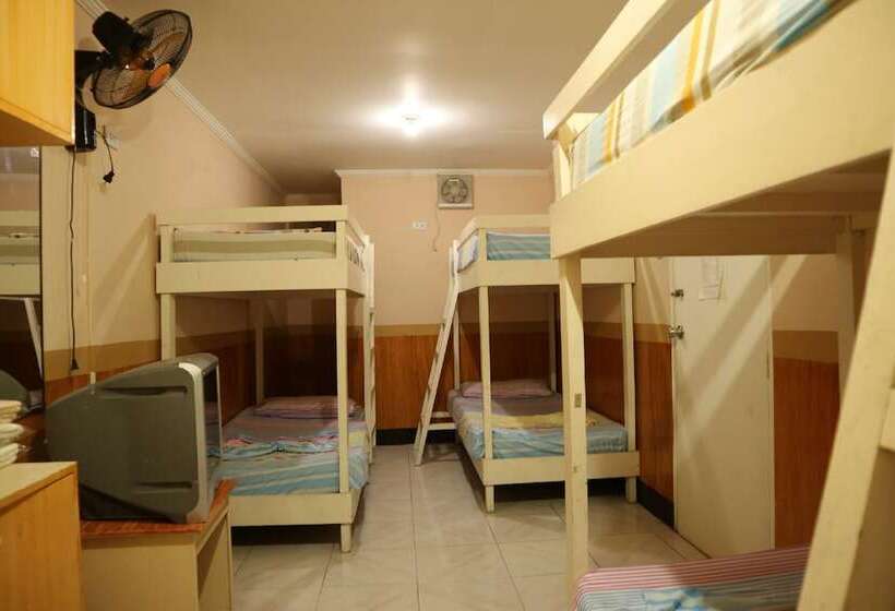 اتاق استاندارد, Luna Netflix Chill Jomckayl Apartelle
