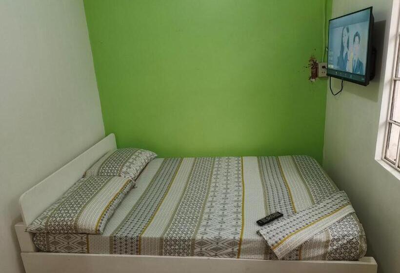 اتاق استاندارد, Luna Netflix Chill Jomckayl Apartelle