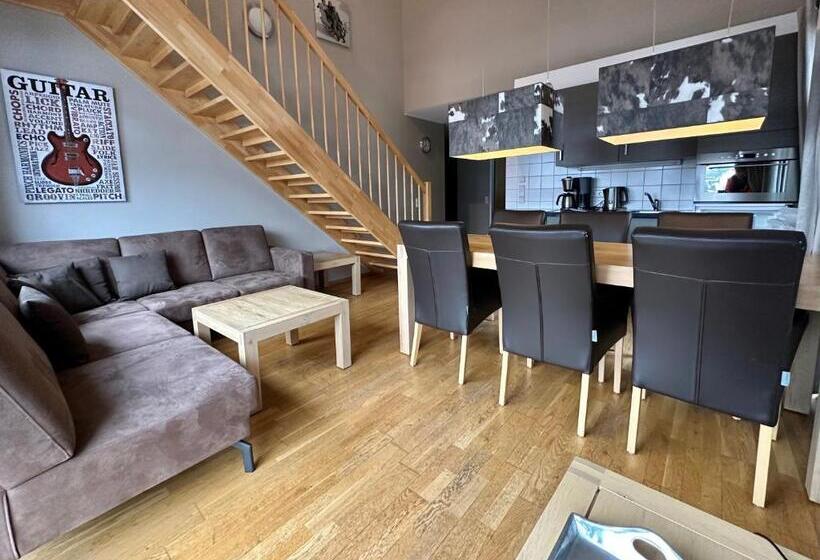 3 Bedroom Premium Apartment, Appart Laijola