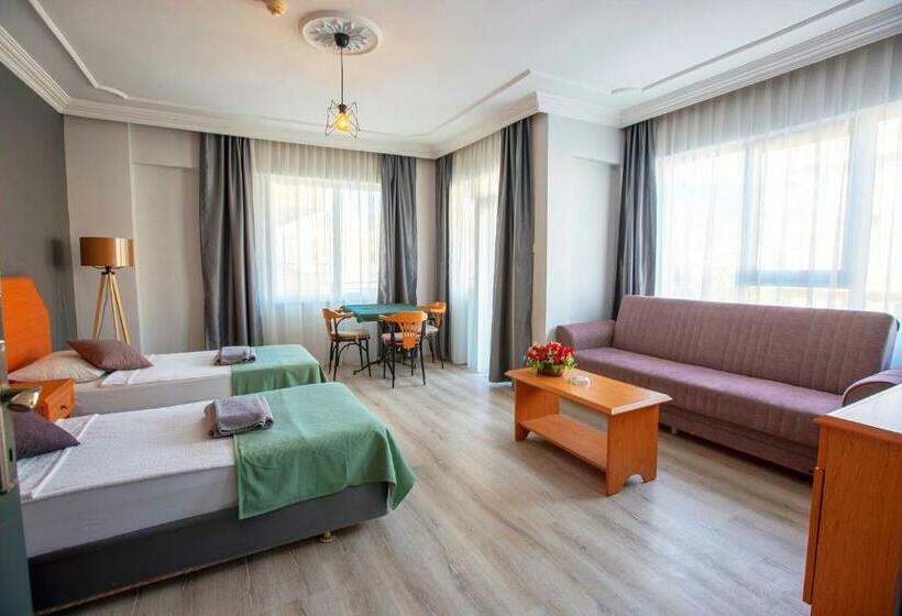 استودیوی استاندارد, Hma Hotel & Suites