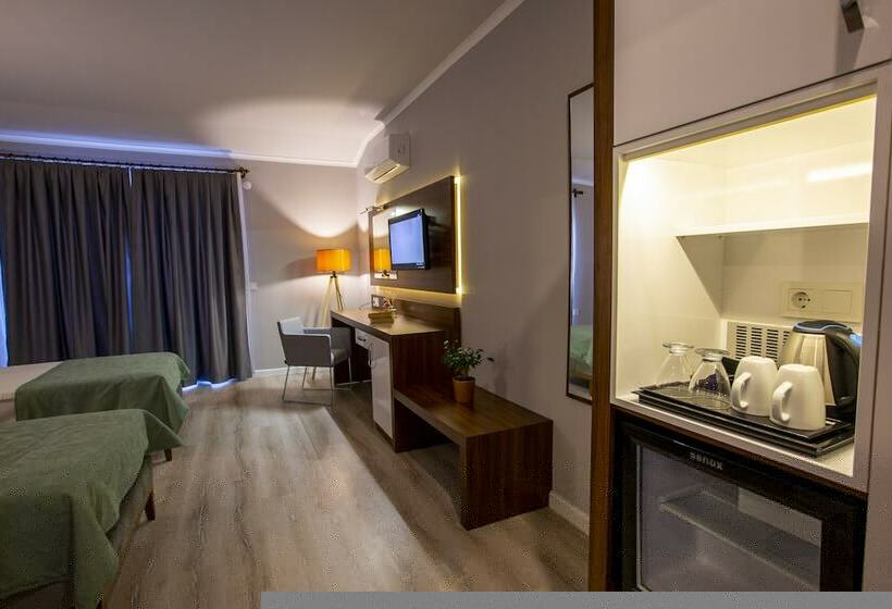 آپارتمان لوکس 1 خوابه, Hma Hotel & Suites