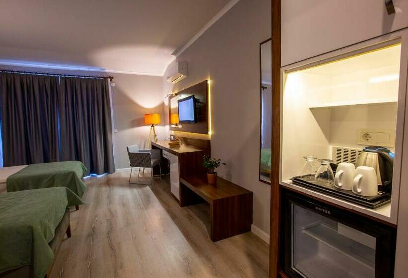 آپارتمان لوکس 1 خوابه, Hma Hotel & Suites