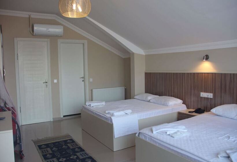 디럭스 트리플 룸, Safir Sunny Beach
