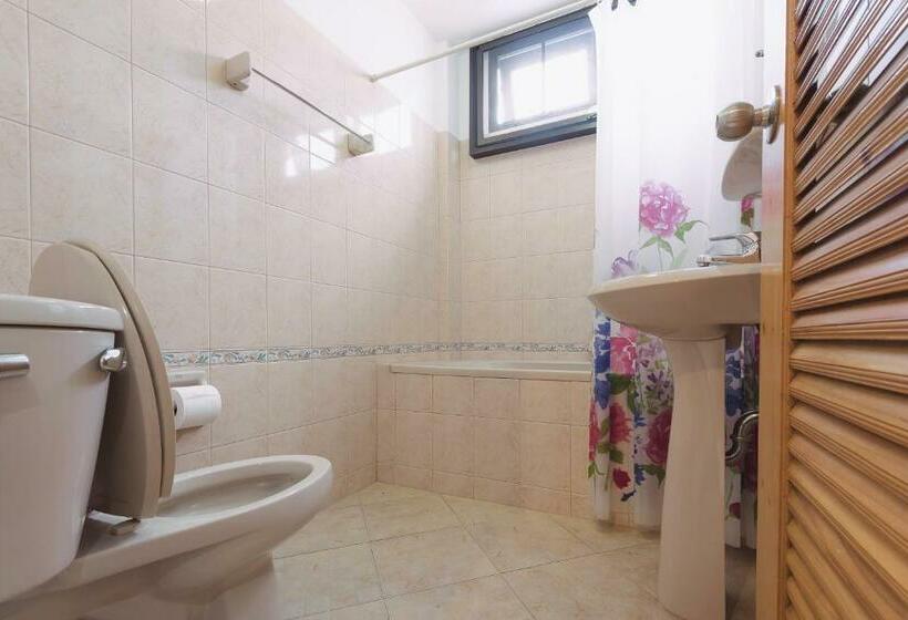 اتاق استاندارد, Baansu Hostel