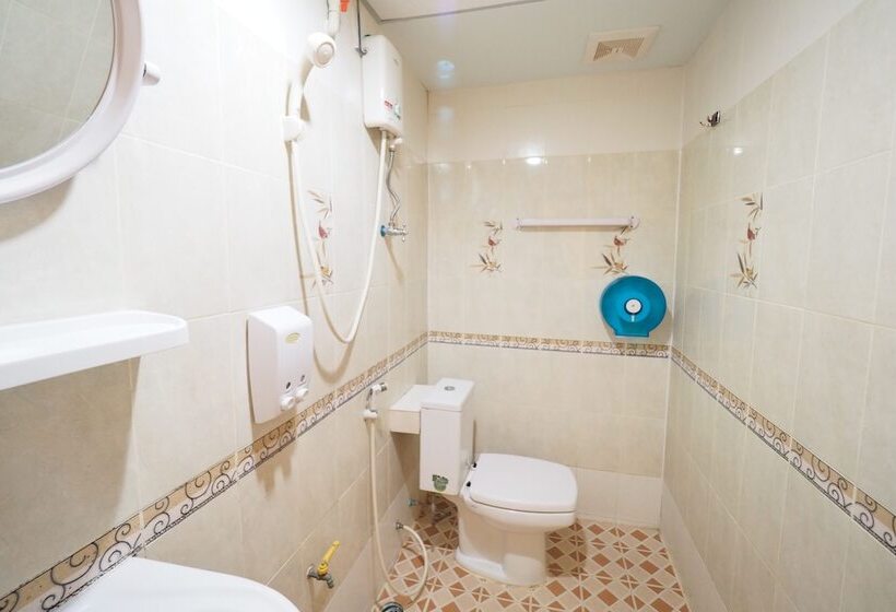 اتاق لوکس, Honey House1