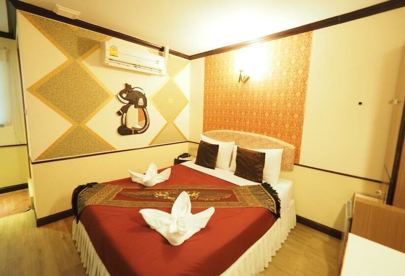 اتاق لوکس, Honey House1