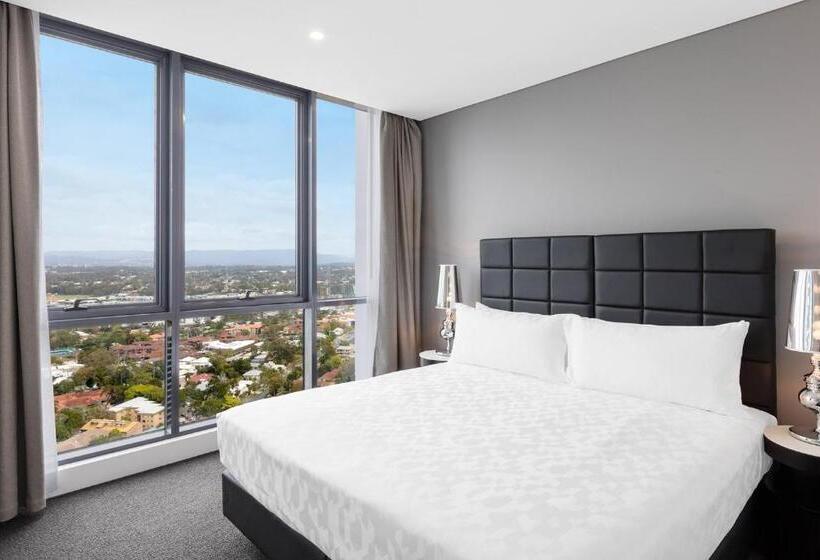سوئیت 2 خوابه, Meriton Suites Southport