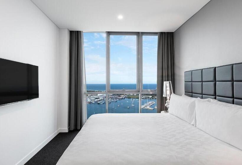 سوییت, Meriton Suites Southport