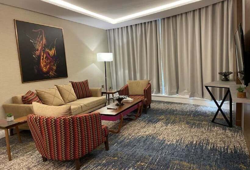 سوئیت پرزیدنت, Remaz Suites