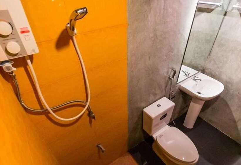 اتاق لوکس, Lm Hostel