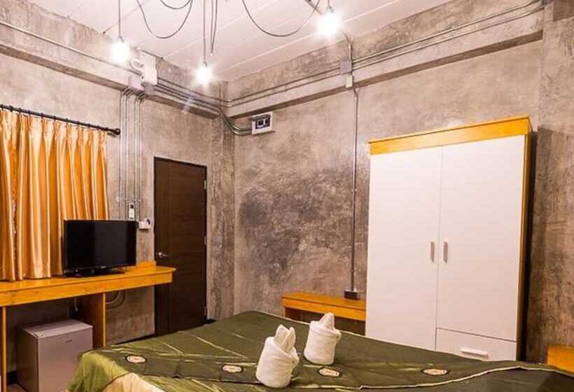 اتاق لوکس, Lm Hostel