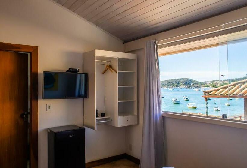 اتاق سوپریور چهار تخته, Bamboo Buzios Hostel