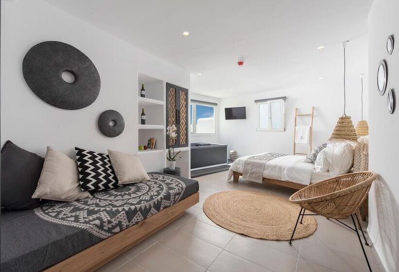 سوئیت اجرایی با چشم‌انداز دریا, Little Venice Villas