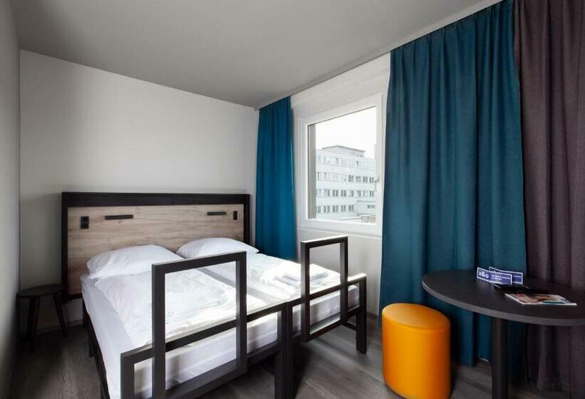 اتاق استاندارد یک نفره, a&o Frankfurt Ostend