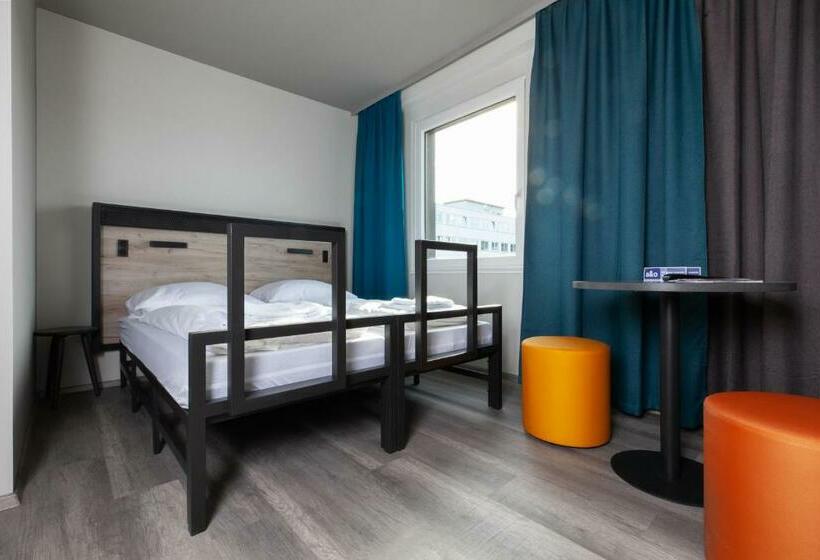 اتاق استاندارد یک نفره, a&o Frankfurt Ostend