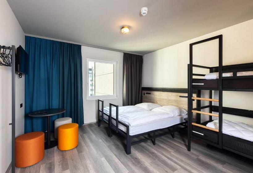 اتاق استاندارد چهار تخته, a&o Frankfurt Ostend