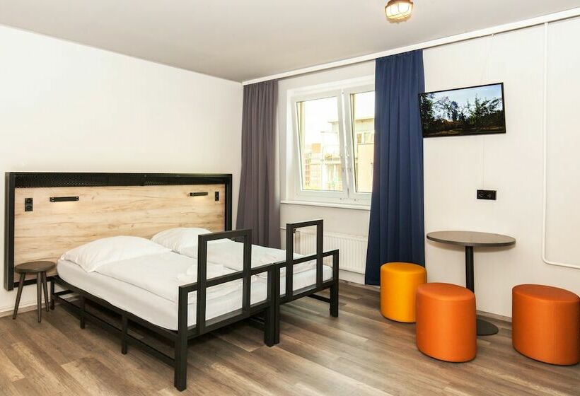 اتاق استاندارد یک نفره, a&o Frankfurt Ostend