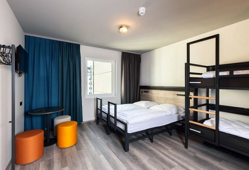 اتاق استاندارد چهار تخته, a&o Frankfurt Ostend
