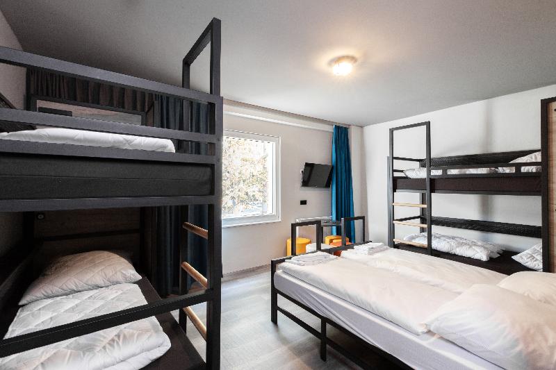 اتاق استاندارد چهار تخته, a&o Frankfurt Ostend
