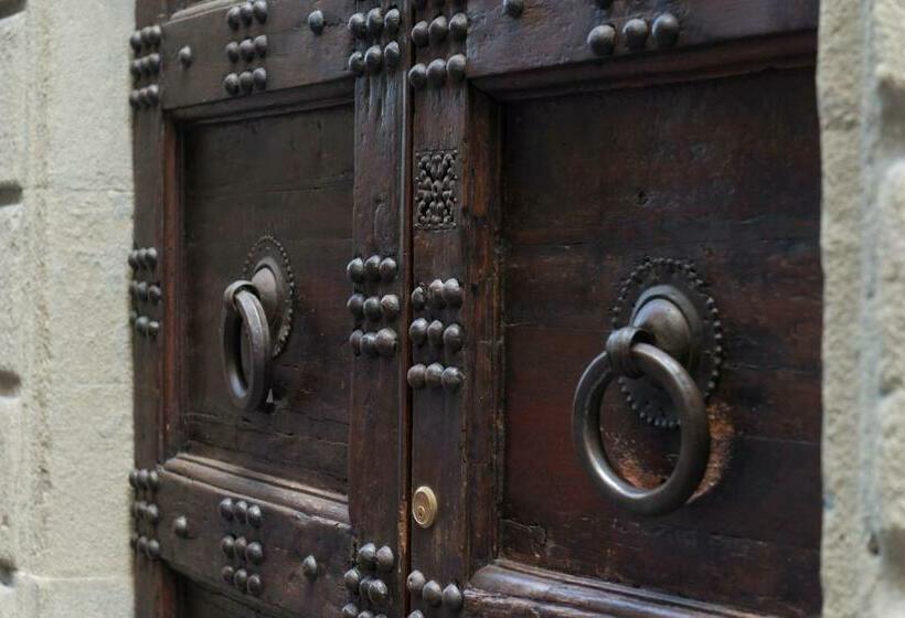 سوییت سوپریور, Corte Dei Neri
