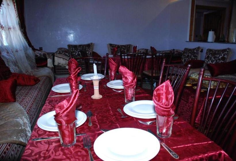 اتاق راحتی سه تخته, Dar Calme Chez El Bouhali