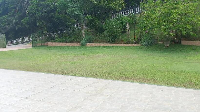 اتاق استاندارد با چشم‌انداز باغ, Loversnest Self Catering