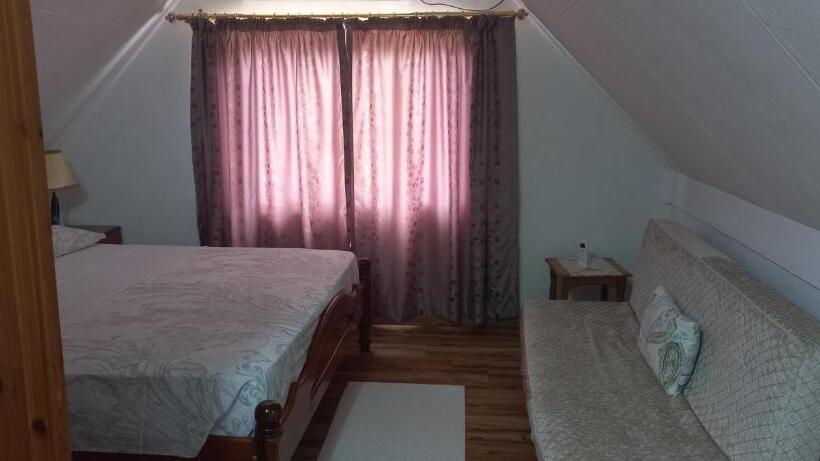 اتاق استاندارد با چشم‌انداز باغ, Loversnest Self Catering
