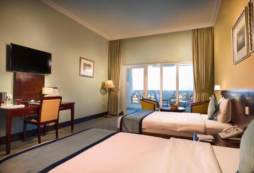 اتاق سوپریور با چشم‌انداز دریا, Masira Island Resort