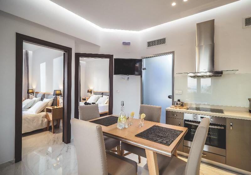 سوییت سوپریور, Elysian Suites