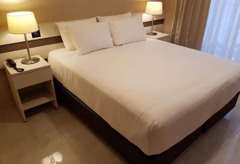 اتاق استاندارد با بالکن, Up Recoleta