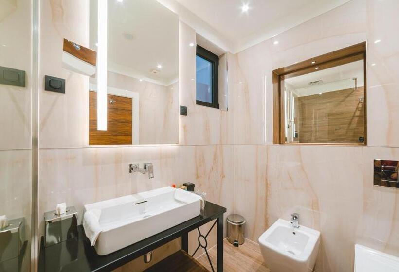 آپارتمان 1 خوابه با چشم‌انداز دریا, Kalamper Hotel & Spa