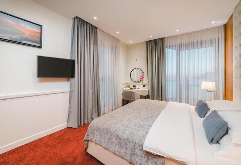 آپارتمان 1 خوابه با چشم‌انداز دریا, Kalamper Hotel & Spa