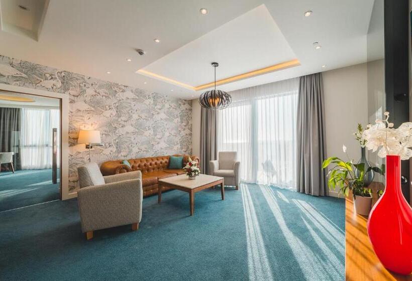 آپارتمان لوکس 1 خوابه, Kalamper Hotel & Spa