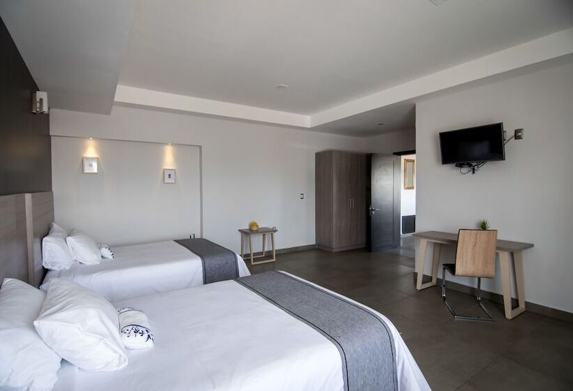 سوییت جونیور, Maria Ines Hotel Suite