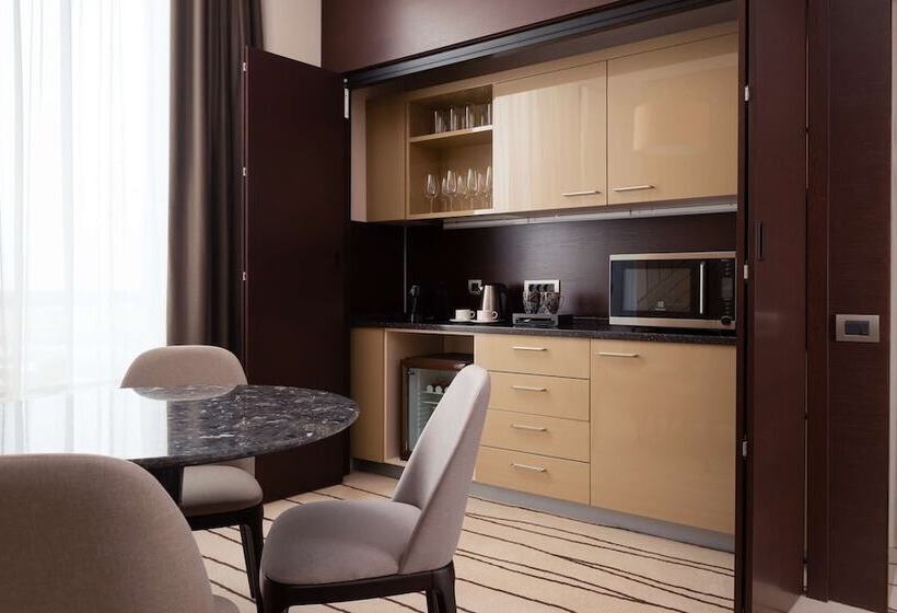 行政套房, Doubletree By Hilton Moscow Vnukovo Airport