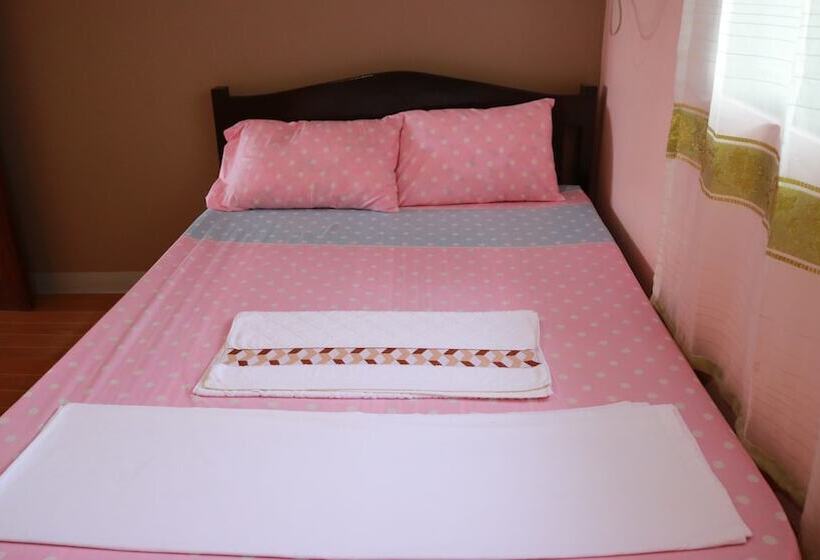 اتاق استاندارد, Gravino Pension House