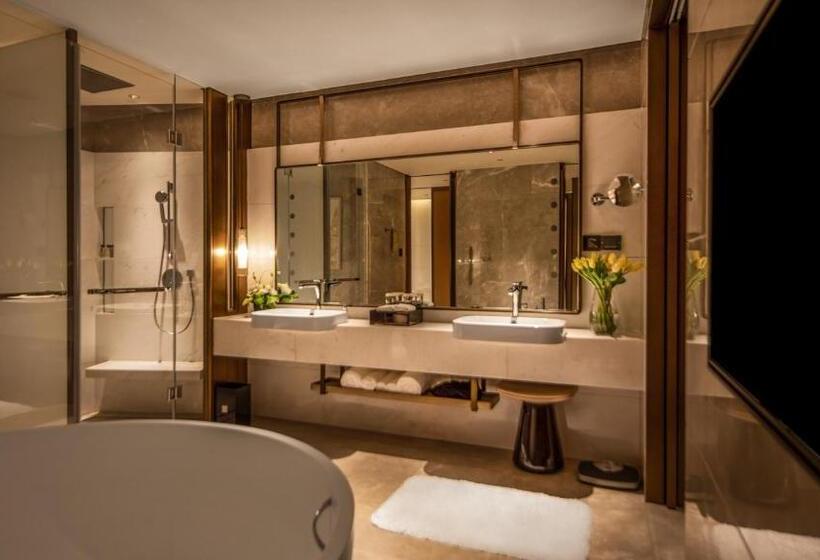 سوئیت با تخت بزرگ, Intercontinental Tianjin Yujiapu Hotel & Residences, An Ihg