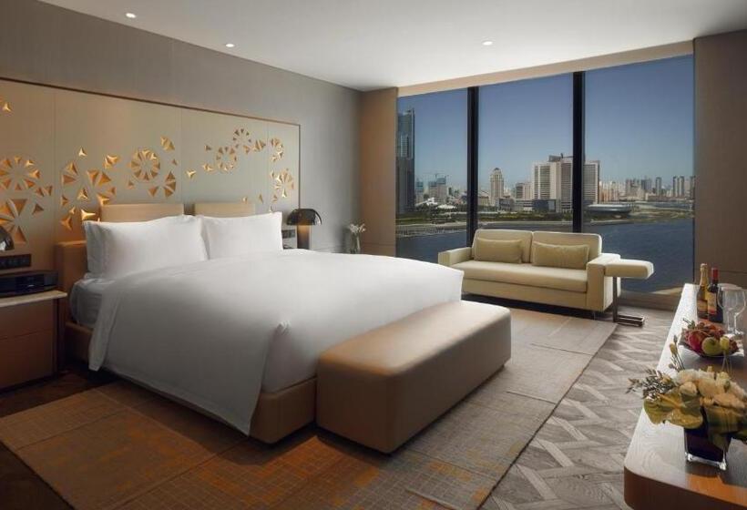 سوئیت با تخت بزرگ, Intercontinental Tianjin Yujiapu Hotel & Residences, An Ihg