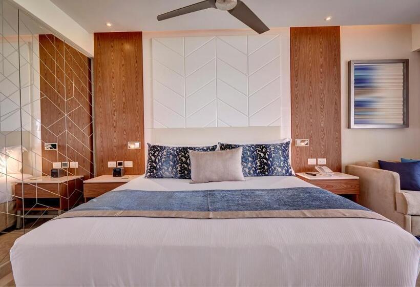 Club Junior Suite, Royalton Antigua, An Autograph Collection All Inclusive Resort