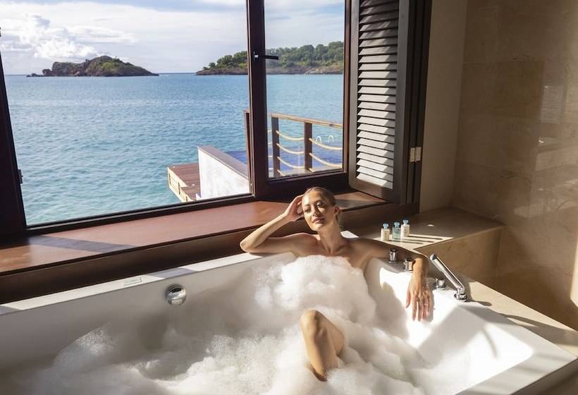 بانگلوی استاندارد, Royalton Antigua, An Autograph Collection All Inclusive Resort