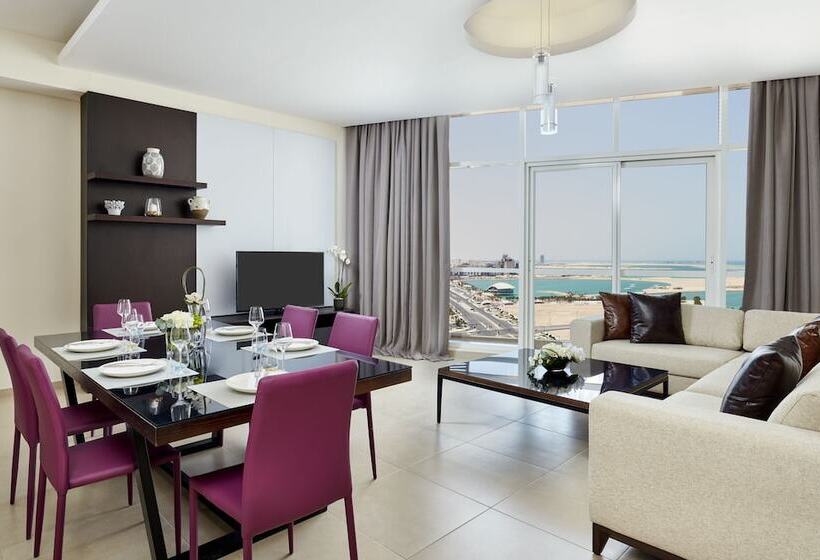 سوییت با چشم‌انداز دریا, Staybridge Suites   Doha Lusail, An Ihg