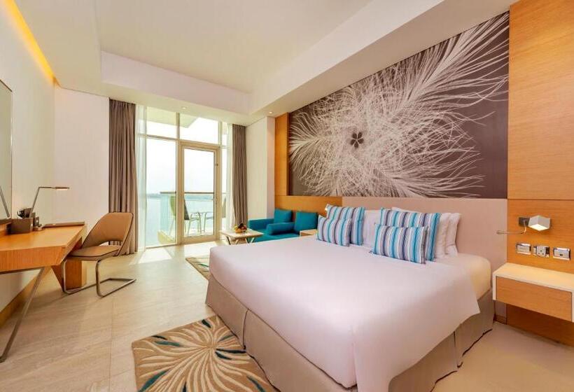 اتاق پرمیوم با چشم‌انداز دریا, Royal Central Hotel And Resort The Palm