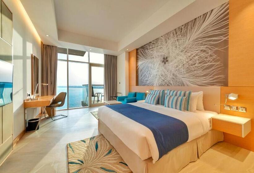 اتاق پرمیوم با چشم‌انداز دریا, Royal Central Hotel And Resort The Palm