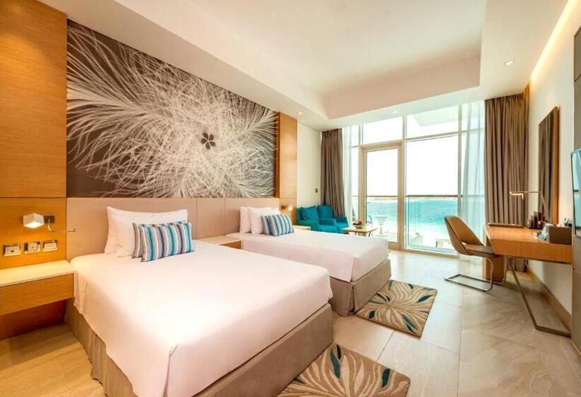 اتاق خانوادگی تودرتو, Royal Central Hotel And Resort The Palm