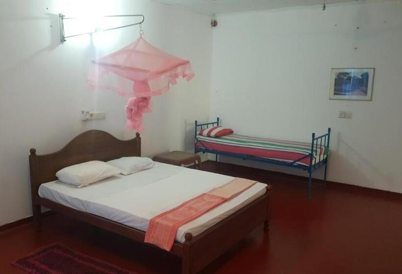 اتاق خانوادگی, Swelanka Residence