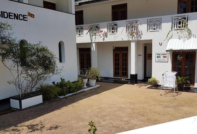 اتاق خانوادگی, Swelanka Residence