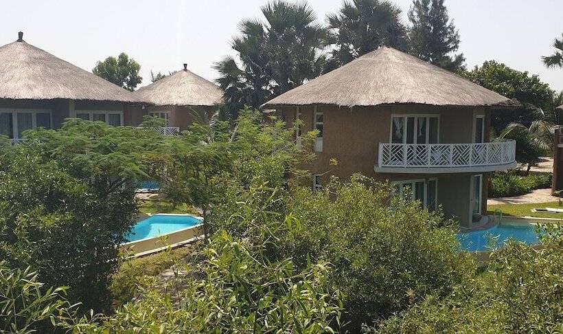 اتاق استاندارد با چشم‌انداز باغ, Balafon Beach Resort